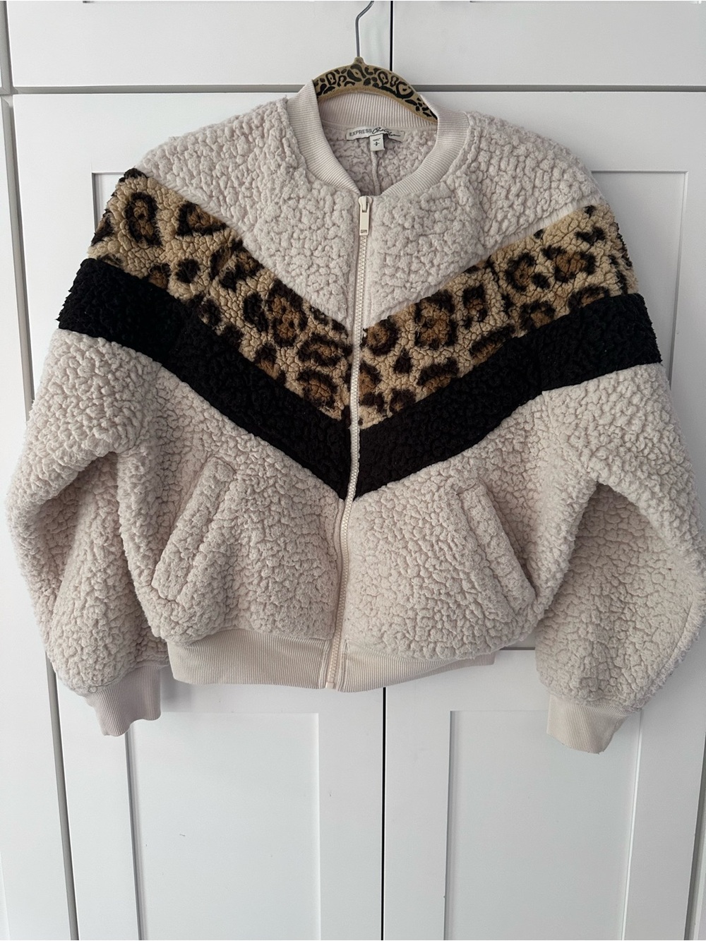 Express One Eleven
Cozy Cream Sherpa Jacket with Leopard Trim S